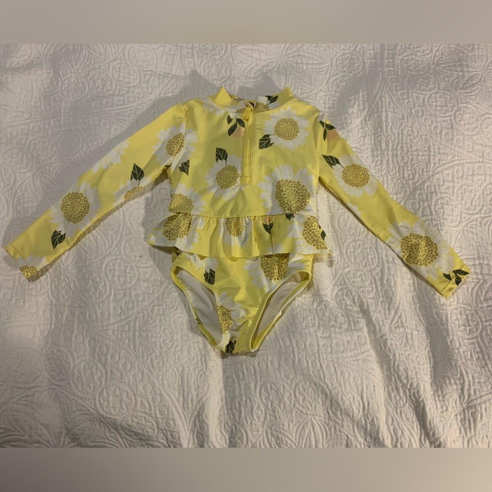 Carter’s 4T rash guard bathing suit for girls. Yellow sunflowers.